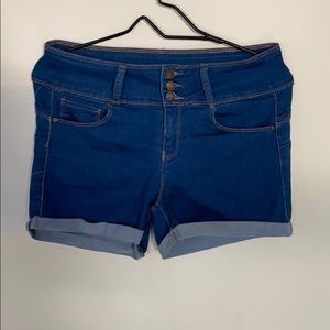 DENIM JEAN SHORTS